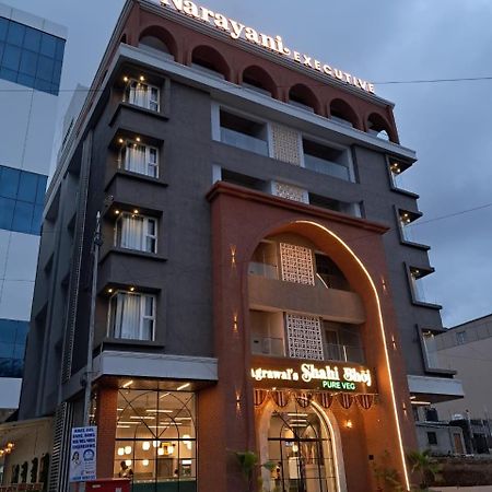 Готель Narayani Executive Tuljapur Екстер'єр фото